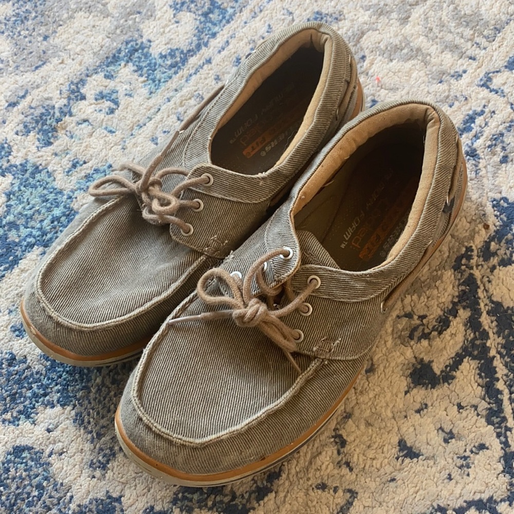 Sketchers loafer shoes